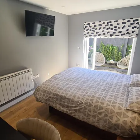 Self-Contained And Peaceful En-Suite With Garden Barnstaple Exterior photo